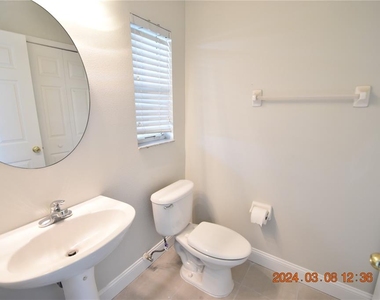 1538 Blue Magnolia Road - Photo Thumbnail 9