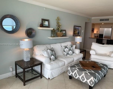 2501 S Ocean Dr - Photo Thumbnail 4