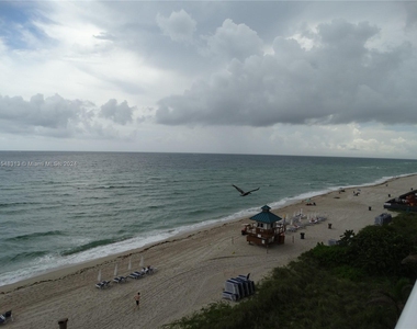 15901 Collins Ave - Photo Thumbnail 34