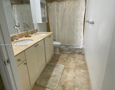 1745 E Hallandale Beach Bl - Photo Thumbnail 9