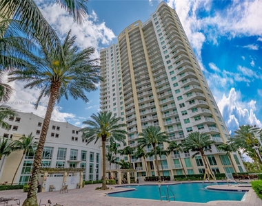 1745 E Hallandale Beach Bl - Photo Thumbnail 7