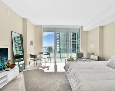 1300 Brickell Bay Dr - Photo Thumbnail 0