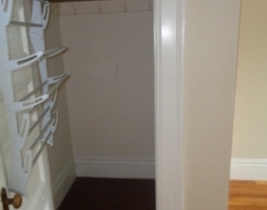 850 Beacon St - Photo Thumbnail 9