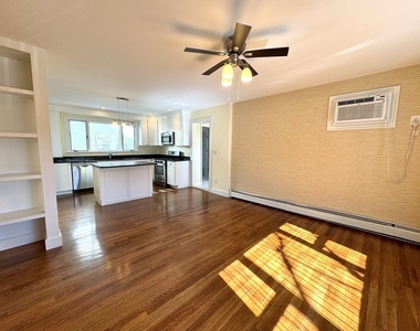 147 Lexington St - Photo Thumbnail 1