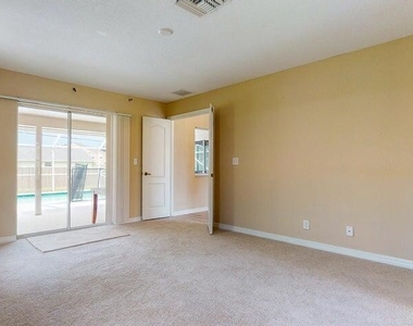 1330 Sw Del Rio Boulevard - Photo Thumbnail 21