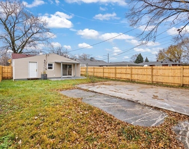 4346 Elm Avenue - Photo Thumbnail 14