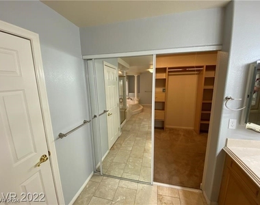 4114 Abernethy Forest Place - Photo Thumbnail 34