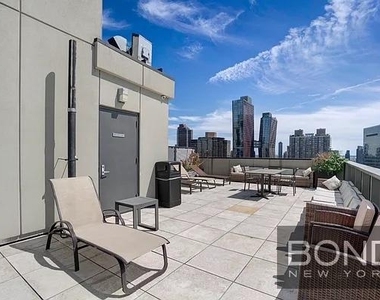 237 East 34th Street - Photo Thumbnail 12