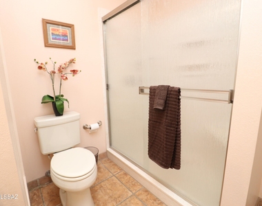 5602 N Camino Del Sol - Photo Thumbnail 20