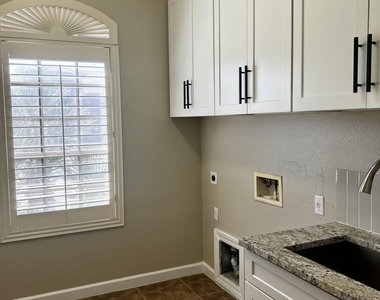 20198 E Silver Creek Lane - Photo Thumbnail 30