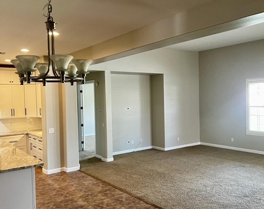 20198 E Silver Creek Lane - Photo Thumbnail 19