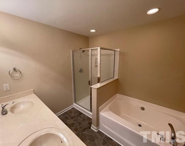 6226 San Marcos Way - Photo Thumbnail 11