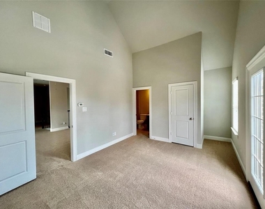 3620 Walden Drive - Photo Thumbnail 13