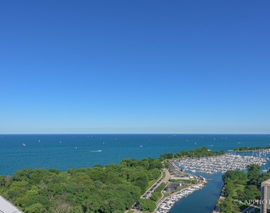 3600 N Lake Shore Drive - Photo Thumbnail 17