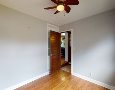 4633 Saratoga Avenue - Photo Thumbnail 21