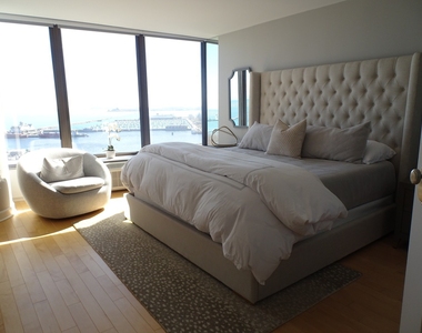 505 N Lake Shore Drive - Photo Thumbnail 11