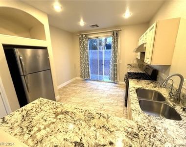 11024 Napa Ridge Drive - Photo Thumbnail 7