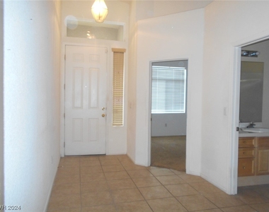 6998 W Santoli Avenue - Photo Thumbnail 22