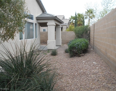 6998 W Santoli Avenue - Photo Thumbnail 1