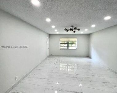 5140 Sw 40th Ave - Photo Thumbnail 3