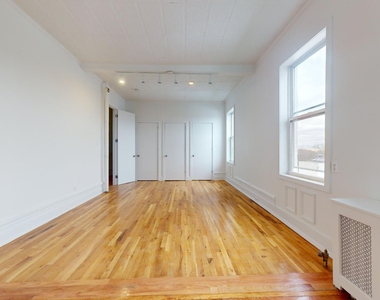 136 Prospect Park West - Photo Thumbnail 6