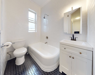 136 Prospect Park West - Photo Thumbnail 10