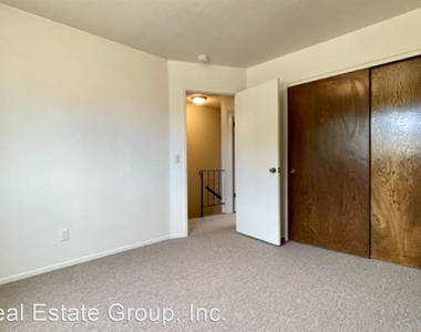 992 Fair Oaks Avenue Unit A-c - Photo Thumbnail 11