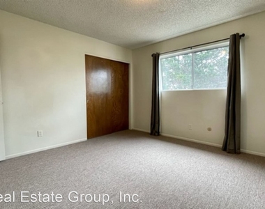 992 Fair Oaks Avenue Unit A-c - Photo Thumbnail 8