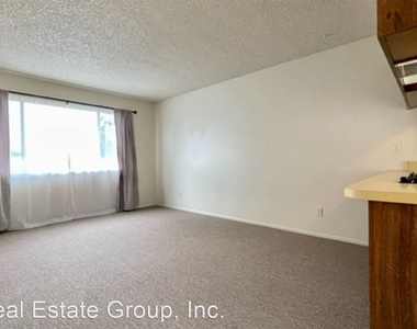 992 Fair Oaks Avenue Unit A-c - Photo Thumbnail 2