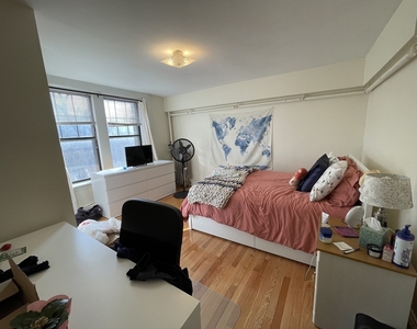 1588 Beacon Street - Photo Thumbnail 4