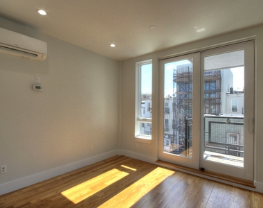 852 Metropolitan Avenue - Photo Thumbnail 7