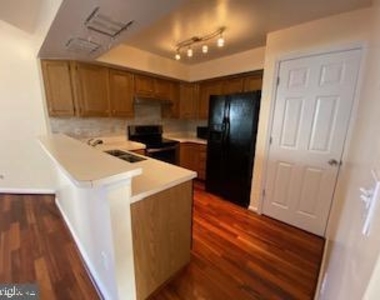 1603 Airy Hill Ct - Photo Thumbnail 8