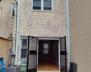 1223 Wylie St Ne - Photo Thumbnail 10