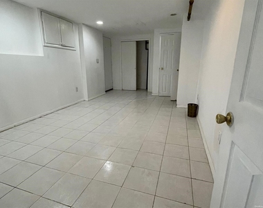 4723 Avenue M - Photo Thumbnail 14