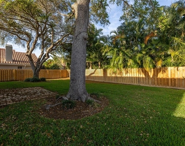 4832 Queen Palm Terrace Ne - Photo Thumbnail 38