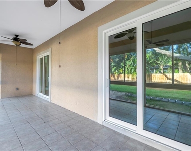 4832 Queen Palm Terrace Ne - Photo Thumbnail 28