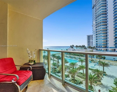 2501 S Ocean Dr - Photo Thumbnail 0