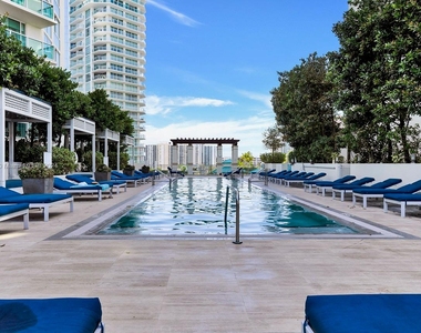 150 Sunny Isles Blvd - Photo Thumbnail 41