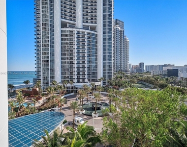 18201 Collins Ave - Photo Thumbnail 25