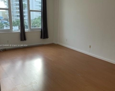 5600 Collins Ave - Photo Thumbnail 22