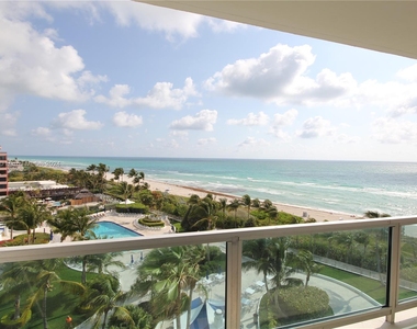 5151 Collins Ave - Photo Thumbnail 24