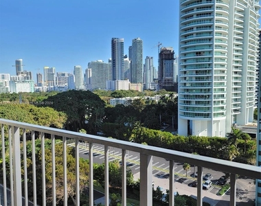 1865 Brickell Ave - Photo Thumbnail 7