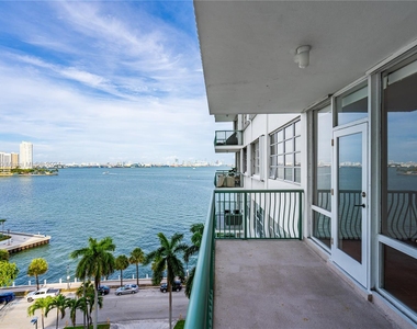 1408 Brickell Bay Dr - Photo Thumbnail 1