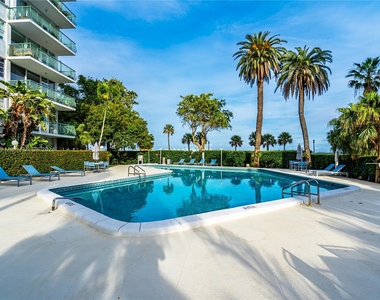 1408 Brickell Bay Dr - Photo Thumbnail 18