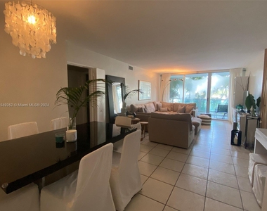 5161 Collins Ave - Photo Thumbnail 10