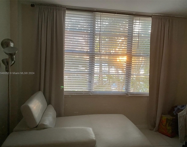 5161 Collins Ave - Photo Thumbnail 22