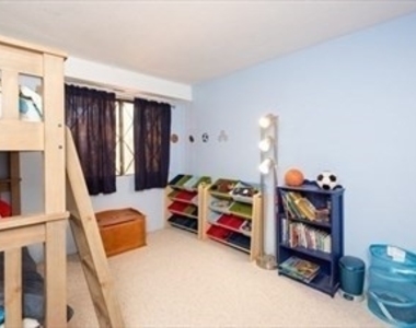 3 Greenbriar Dr - Photo Thumbnail 9