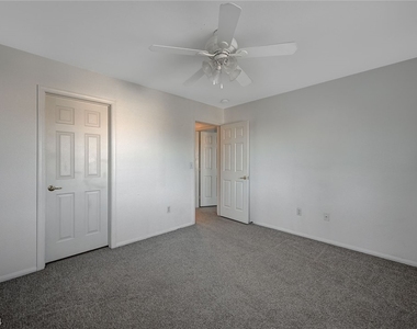 9257 Prairie Aster Place - Photo Thumbnail 27