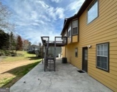 2651 Johnsbrooke Drive - Photo Thumbnail 11