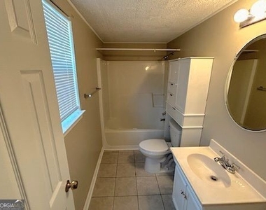 2651 Johnsbrooke Drive - Photo Thumbnail 10